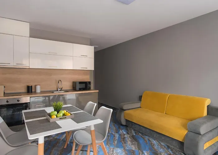 ホテル Flower Street