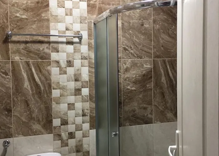 Flower Street ホテル 4*