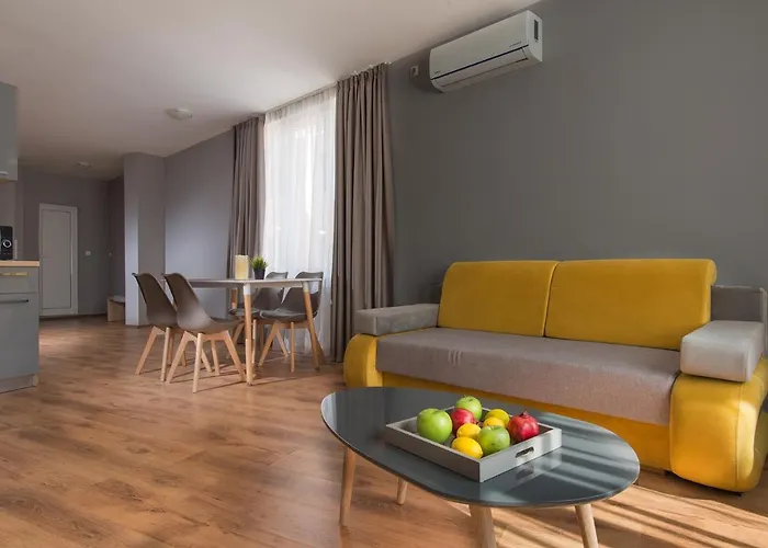 Flower Street Hotel Nesebar